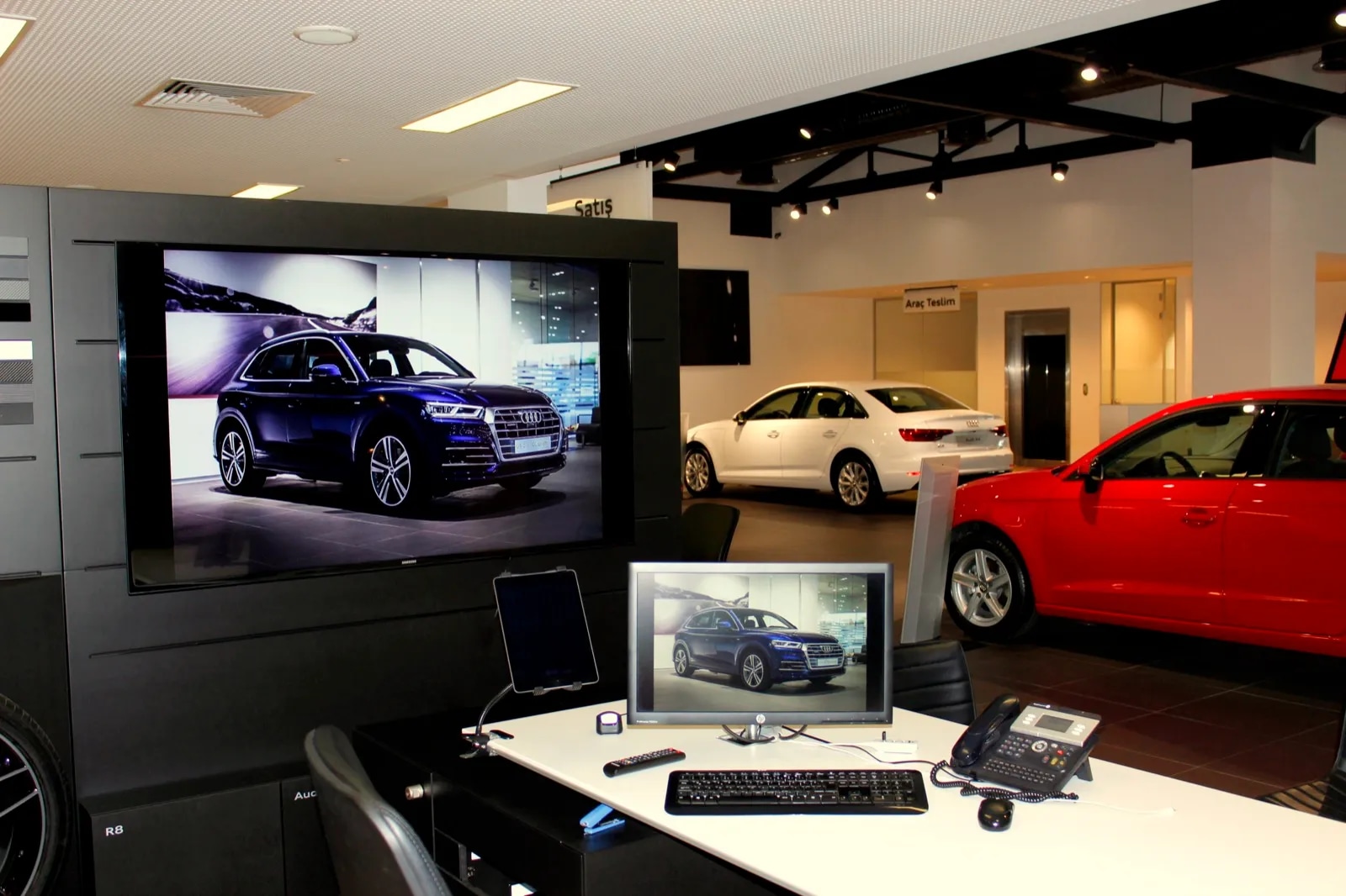 Audi Showroom — Image 12