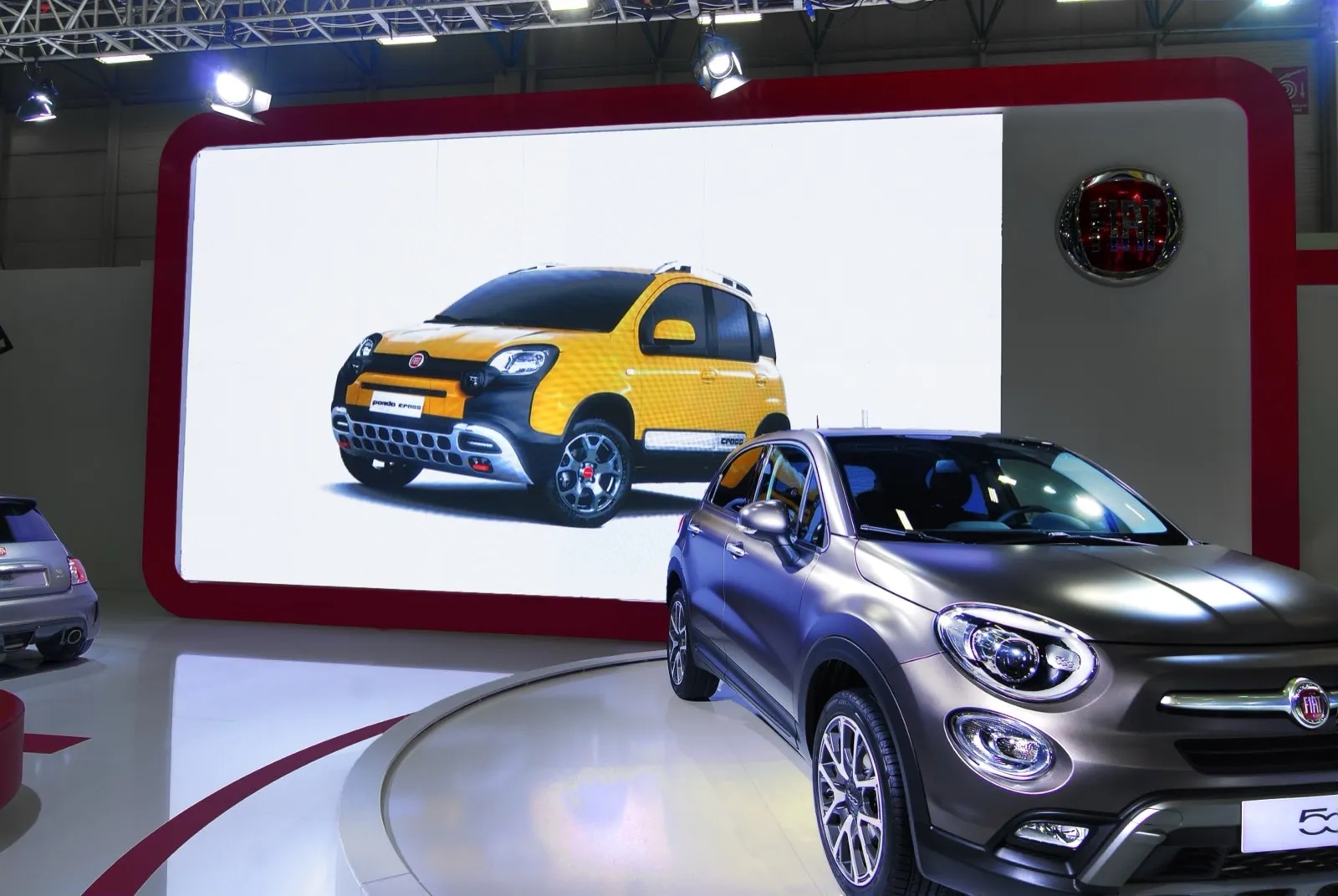 Istanbul Auto Show 2015 — Image 7