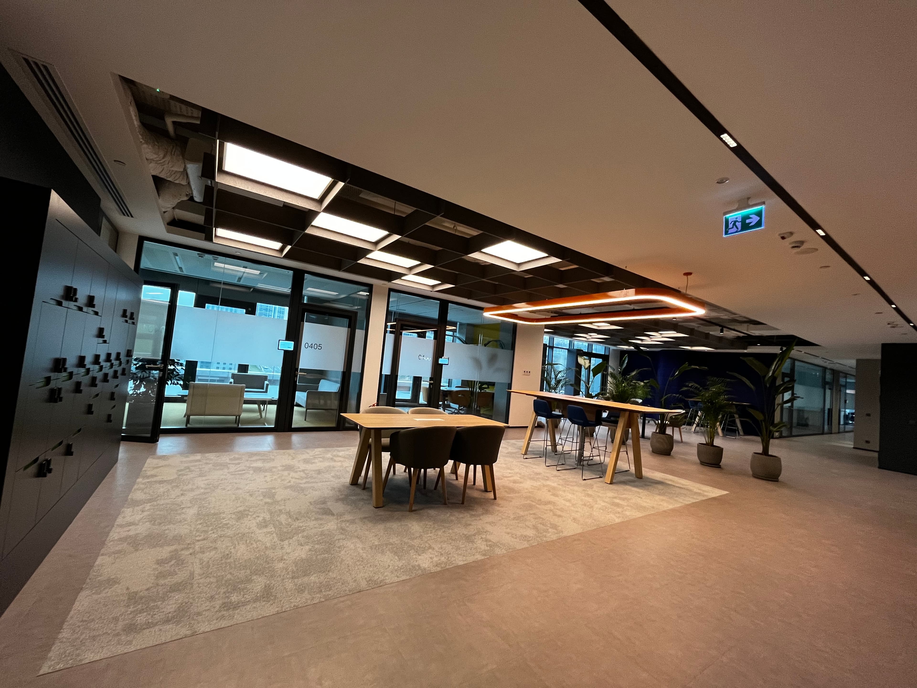 Vadi İstanbul Mercedes Genel Merkez Binası
